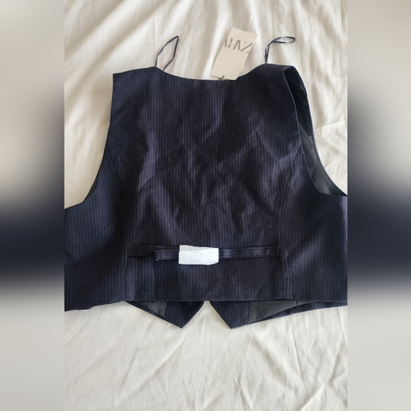 New Pinstripe Vest in Ink blue color, NWT - Picture 10 of 11